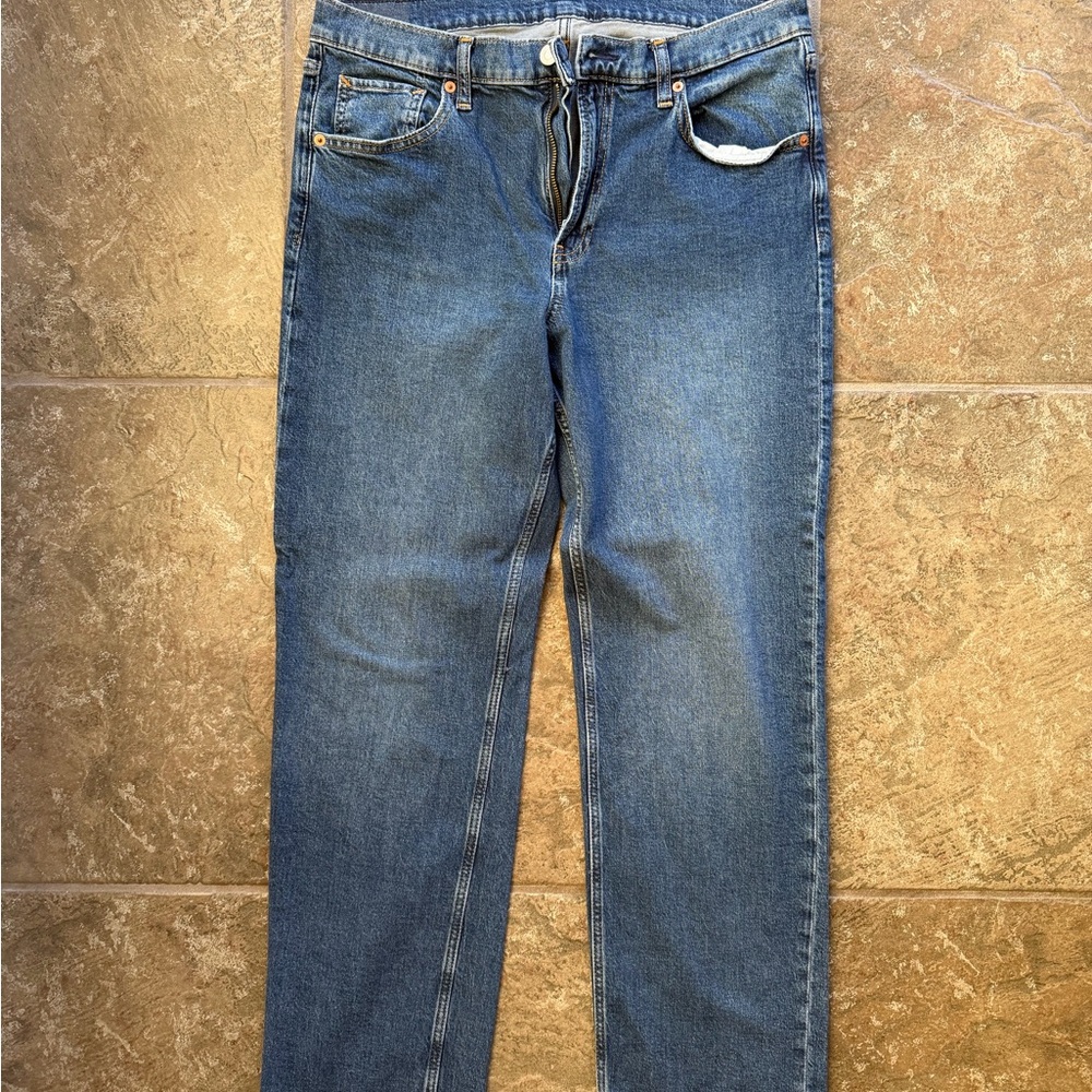 GAP Women’s Straight Leg Blue Jeans